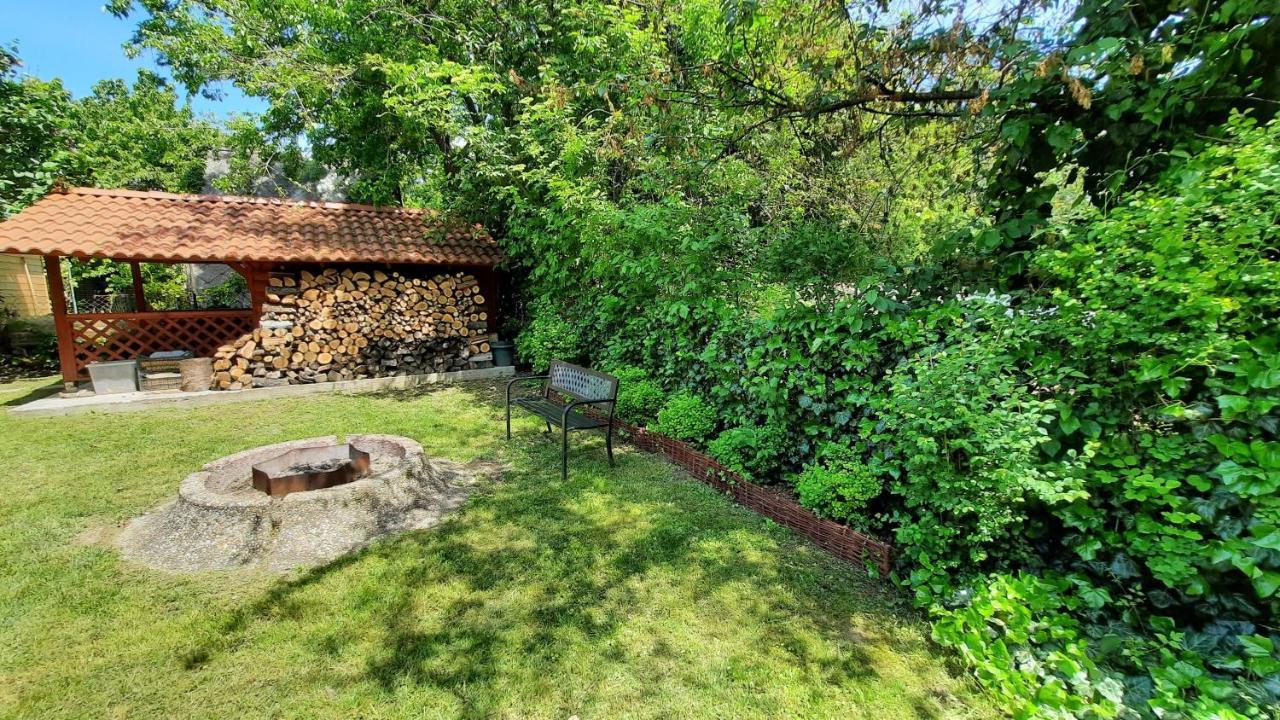 Biker Holiday Home Balatonakarattya Exterior foto